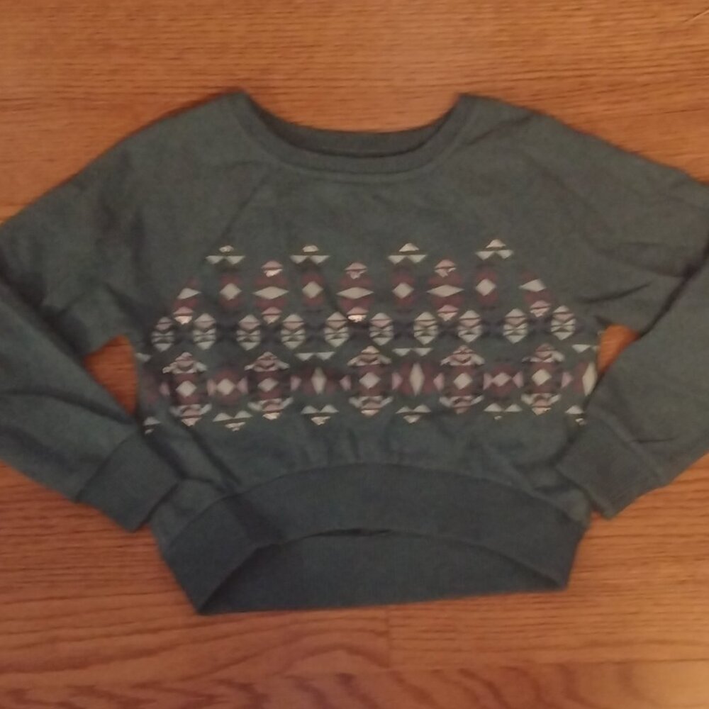 6/6x | Graphic Sweater | Arizona Jean Company